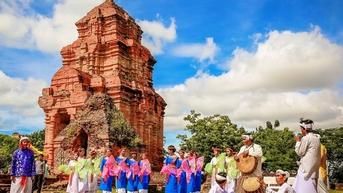 Lam Dong៖ រៀបចំពិធីបុណ្យ Kate នៅ Po Sah Inư Tower Relic