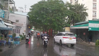 TPHCM sắp có triều cường cao và mưa lớn