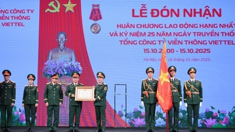 ទូរគមនាគមន៍ Viettel ទទួលបានមេដាយការងារថ្នាក់ទី១