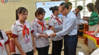 Tạo động lực, khơi dậy ý chí thoát nghèo bền vững