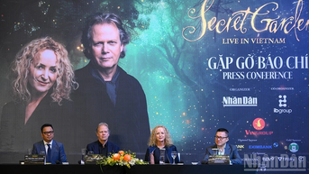 Secret Garden: Chúng tôi hạnh phúc vì được góp phần vào một dự án âm nhạc có ý nghĩa xã hội