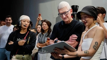 iPhone Air "cháy hàng" sau khi CEO Tim Cook đến Trung Quốc