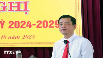 ការពិគ្រោះយោបល់ជ្រើសរើសប្រធានគណៈកម្មាធិការរណសិរ្សមាតុភូមិវៀតណាមខេត្ត Ha Tinh អាណត្តិទី XV