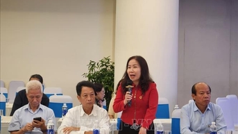 ដំណោះស្រាយប្រកបដោយភាពច្នៃប្រឌិតសម្រាប់ម៉ូដែលបន្ទប់ព័ត៌មានពហុប្រភេទក្នុងស្រុក