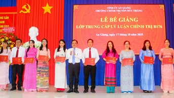 និស្សិតចំនួន ៦៨ នាក់បានបញ្ចប់ទ្រឹស្តីនយោបាយកម្រិតមធ្យម
