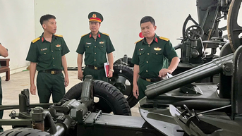 យោធភូមិភាគទី៧៖ ការត្រួតពិនិត្យ និងទទួលយកកាំភ្លើង កាំភ្លើងធំ និងឧបករណ៍ បន្ទាប់ពីការថែទាំ និងជួសជុល