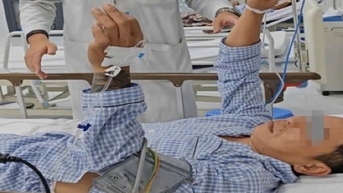 호치민시 보건국장이 콘다오의 특별 사례에 대해 "처음으로" 보고했습니다.