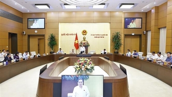 국회 상임위원회 제50차 회의 폐회: 방대한 업무 마무리