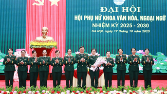 មហាវិទ្យាល័យវប្បធម៌ និងភាសាបរទេស (សាលាមន្ត្រីនយោបាយ)៖ អនុវត្តការងារសមាគមស្ត្រី និងចលនាត្រាប់តាមប្រកបដោយប្រសិទ្ធភាព