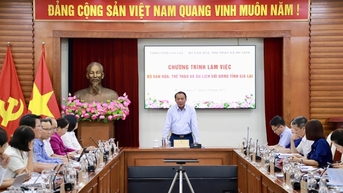 Bộ trưởng Nguyễn Văn Hùng: Gia Lai phải tạo ra hệ sinh thái văn hóa, thể thao, du lịch hiện đại, mang đậm bản sắc đại ngàn và biển xanh
