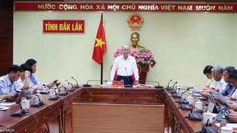 Thúc đẩy giải ngân vốn đầu tư công, ưu tiên giải phóng mặt bằng