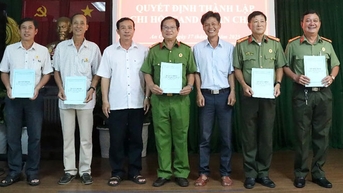 ការ​បង្កើត​សមាគម​អតីត​មន្ត្រី​នគរបាល​ប្រជាជន​ឃុំ​អានចូវ