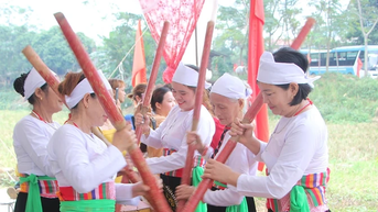 ការប្រកួតប្រជែងដើម្បីកសាងស្ត្រីសម័យថ្មី។