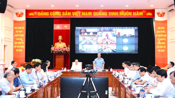 អនុវត្តសំណុំសៀវភៅសិក្សាដែលបង្រួបបង្រួមពីឆ្នាំសិក្សា 2026-2027