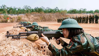 ស្លាកស្នាមនារីនៃកងយោធពលខេមរភូមិន្ទ ១៥