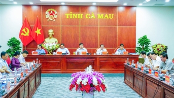 នាយករដ្ឋមន្ត្រី Pham Minh Chinh ធ្វើជាអធិបតីសន្និសីទថ្នាក់ជាតិ ជំរុញការបញ្ចេញទុនវិនិយោគសាធារណៈឆ្នាំ ២០២៥