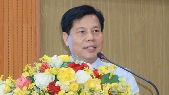 ទីក្រុងហូជីមិញ ពិគ្រោះជាមួយអ្នកម៉ៅការអន្តរជាតិ ដើម្បីដាក់ពង្រាយរថភ្លើងក្រោមដី 2 ប្រកបដោយគុណភាព និងតាមកាលវិភាគ