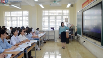 学校再編：組織の合理化、教育と学習の質の向上