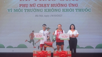 លើក​ទី​មួយ​រៀបចំ​ការ​ប្រណាំង "ស្ត្រី​រត់​ឆ្លើយ​តប​ដើម្បី​បរិស្ថាន​គ្មាន​ផ្សែង"