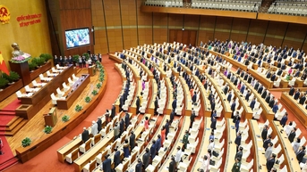 明日10月20日午前、第15期国会の最終会期が開会され、49本の法案が審議され、可決される。