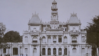 មើលរូបថតរបស់ Opera House គណៈកម្មាធិការប្រជាជនទីក្រុងហូជីមិញ និងទន្លេ Saigon ដែលថតដោយវេជ្ជបណ្ឌិតជនជាតិហុងគ្រីកាលពីជាង 100 ឆ្នាំមុន