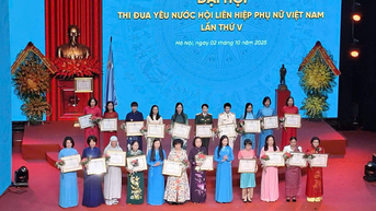 Khanh Hoa មានសមូហភាពចំនួន 2 និងបុគ្គលចំនួន 6 នាក់ដែលបានទទួលរង្វាន់ក្នុងចលនាត្រាប់តាមស្នេហាជាតិរបស់ស្ត្រី។