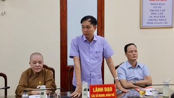សមាគមកាកបាទក្រហមទីក្រុង Hai Phong ជួយប្រជាជនប្រហែល 150 ពាន់នាក់។