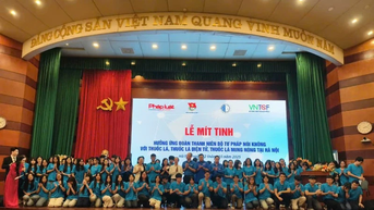 យុវជនក្នុងប្រព័ន្ធតុលាការនិយាយថាទេចំពោះបារី បារីអេឡិចត្រូនិច និងផលិតផលថ្នាំជក់ដែលមានកំដៅ
