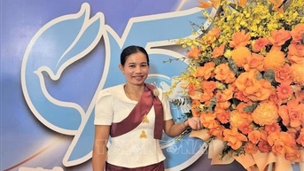 ផ្សព្វផ្សាយស្ត្រីគំរូដល់សហគមន៍