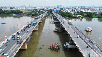 [រូបថត] ស្ពាន Binh Trieu 1 ត្រូវបានសាងសង់រួចរាល់ កម្ពស់ 1.1m ហើយនឹងបើកឱ្យធ្វើចរាចរនៅចុងខែវិច្ឆិកា។
