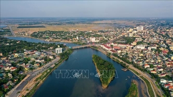 Quang Tri បានប្តេជ្ញាថានឹងក្លាយទៅជាបង្គោលកំណើនថ្មីនៃតំបន់កណ្តាល