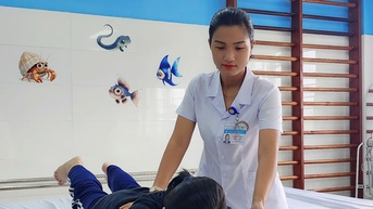 ការថែទាំអ្នកជំងឺពេញបេះដូង