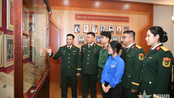 Từ “Tiếng súng reo” đến Báo Quân đội nhân dân