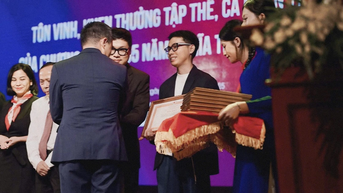 Tập đoàn Truyền thông Tri Thức Số nhận Bằng khen vì những đóng góp xuất sắc trong việc lan tỏa nghĩa tình Việt Nam-Cuba
