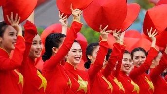 Việt Nam cao về tỷ lệ nữ khoa học, doanh nghiệp đẩy mạnh bình đẳng giới