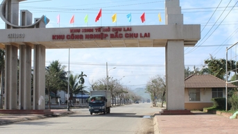 Phát triển khu - cụm công nghiệp ở vùng cực nam