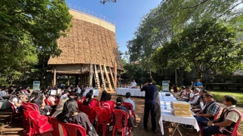 រក្សា​ផ្ទះ​រួម​: រក្សា​ព្រលឹង​នៃ​តំបន់​ខ្ពង់រាប​កណ្តាល​នៅ​ពេល​ដែល​លំហូរ​ទំនើប​