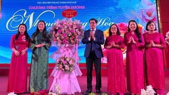 ផ្កាខែតុលា