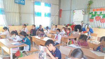 ឃុំ​ណា​បឹង​ខិតខំ​លើក​កម្ពស់​គុណភាព​អប់រំ​នៅ​តាម​ព្រំដែន