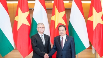 ប្រធានរដ្ឋសភាវៀតណាម លោក Tran Thanh Man បានអញ្ជើញជាអធិបតីក្នុងពិធីស្វាគមន៍ និងជួបពិភាក្សាការងារជាមួយប្រធានរដ្ឋសភាហុងគ្រី។