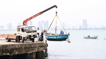 ទីក្រុង Da Nang ដាក់​ពង្រាយ​វិធានការ​បន្ទាន់​ដើម្បី​ឆ្លើយតប​នឹង​ព្យុះ​លេខ ១២