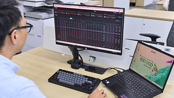 Lý do chứng khoán giảm kỷ lục