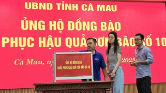 គណៈកម្មាធិការរណសិរ្សមាតុភូមិខេត្ត Ca Mau បានប្រកាសអំពីគណនីមួយ ដើម្បីទទួលបានការគាំទ្រសម្រាប់ប្រជាជននៅតំបន់រងគ្រោះដោយព្យុះ។