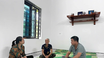 រីករាយនៅ Tien Phong