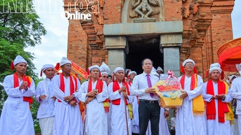 ការបើកពិធីបុណ្យ Kate ដ៏អ៊ូអរនៅឆ្នាំ 2025