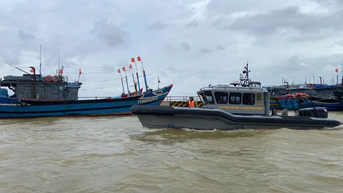 Yêu cầu các tàu thuyền chủ động ứng phó bão số 12