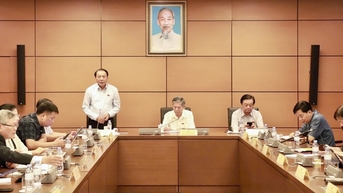 문화는 올바른 위치에 있으며 점점 더 격상되고 있습니다.