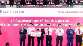 Agribank đồng hành cùng khách hàng và người dân khắc phục thiệt hại sau lũ