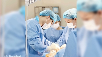 여성을 위한 복잡한 자궁근종 제거