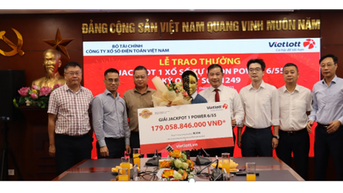 គ្រូបង្រៀនម្នាក់នៅទីក្រុង Da Nang បានឈ្នះឆ្នោត Vietlott ដែលមានតម្លៃជាង 179 ពាន់លានដុង។